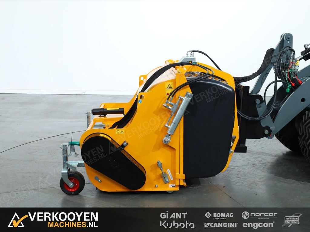 1 Giant Klepelmaaier 160cm met hydr opvangbak (50-60ltr) VV1467