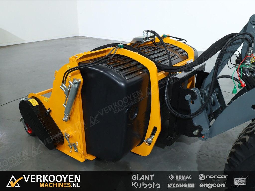 1 Giant Klepelmaaier 160cm met hydr opvangbak (50-60ltr) VV1467