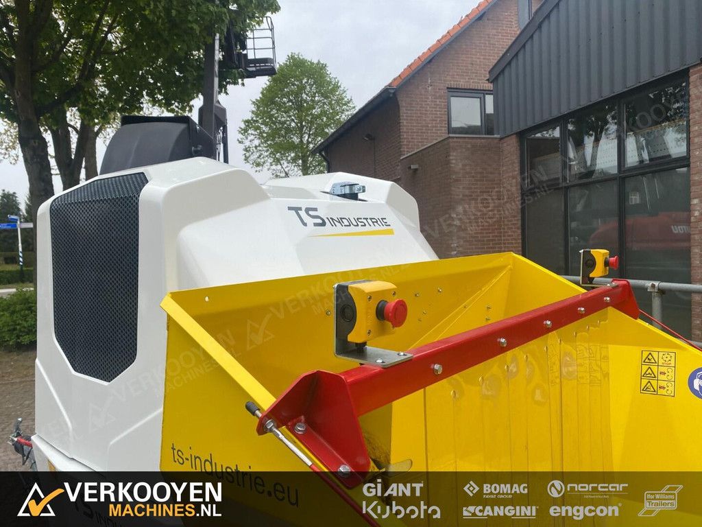 2022 TS Industrie GS PUMA 35D 35pk Versnipperaar / Hakselaar VV1226