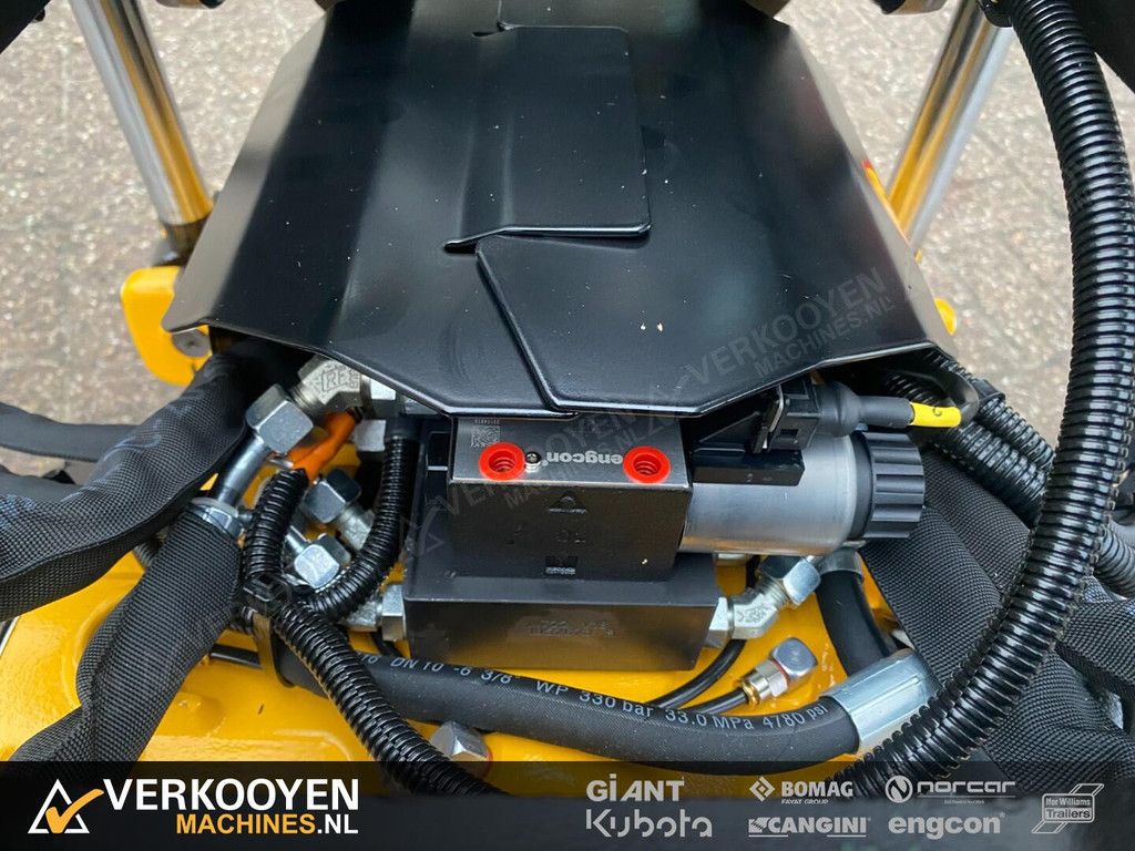 1 Engcon EC209 Tiltrotator KX080-4 - QS45 - SS9 VK8727