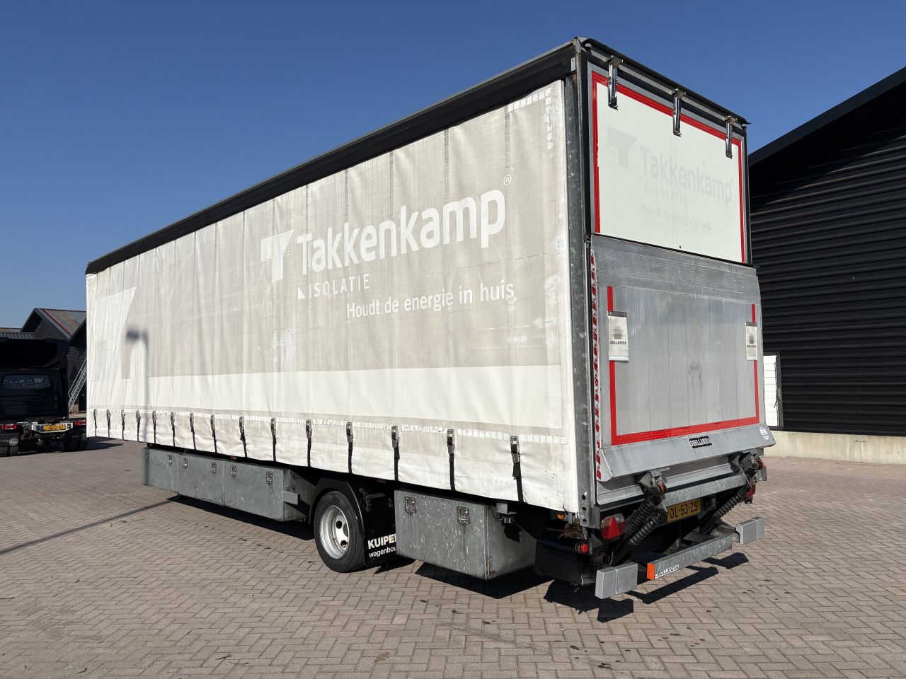 Be oplegger Kuiper gestuurde as schuifzeilen laadklep