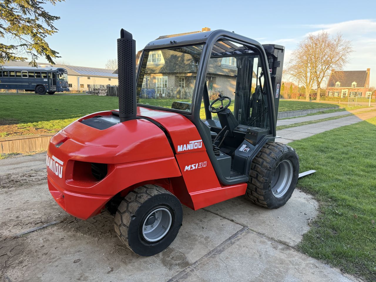 Manitou MSI30 Ruwterrein heftruck triplo mast extra ventiel
