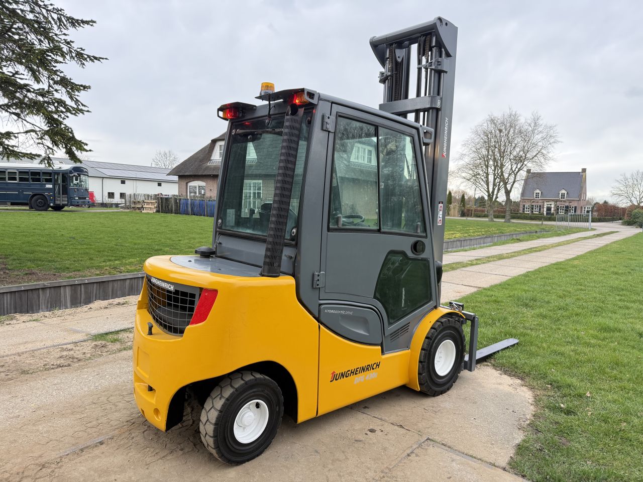 Jungheinrich 3000KG diesel triplo 7m Sideshift 4e vent 2300uur