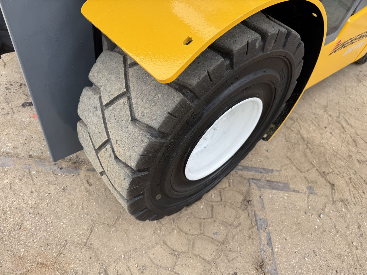 Jungheinrich 3000KG diesel triplo 7m Sideshift 4e vent 2300uur