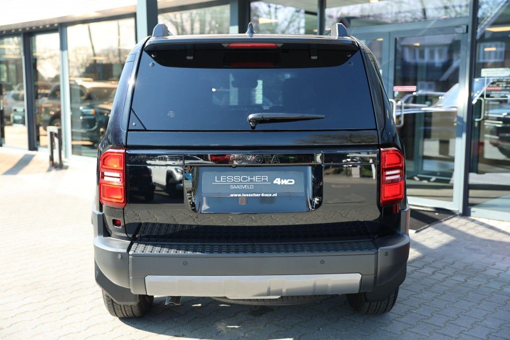 Toyota Landcruiser 250 2.8 D-4D 5DRS ELEGANCE A/T VAN BPM VRIJ