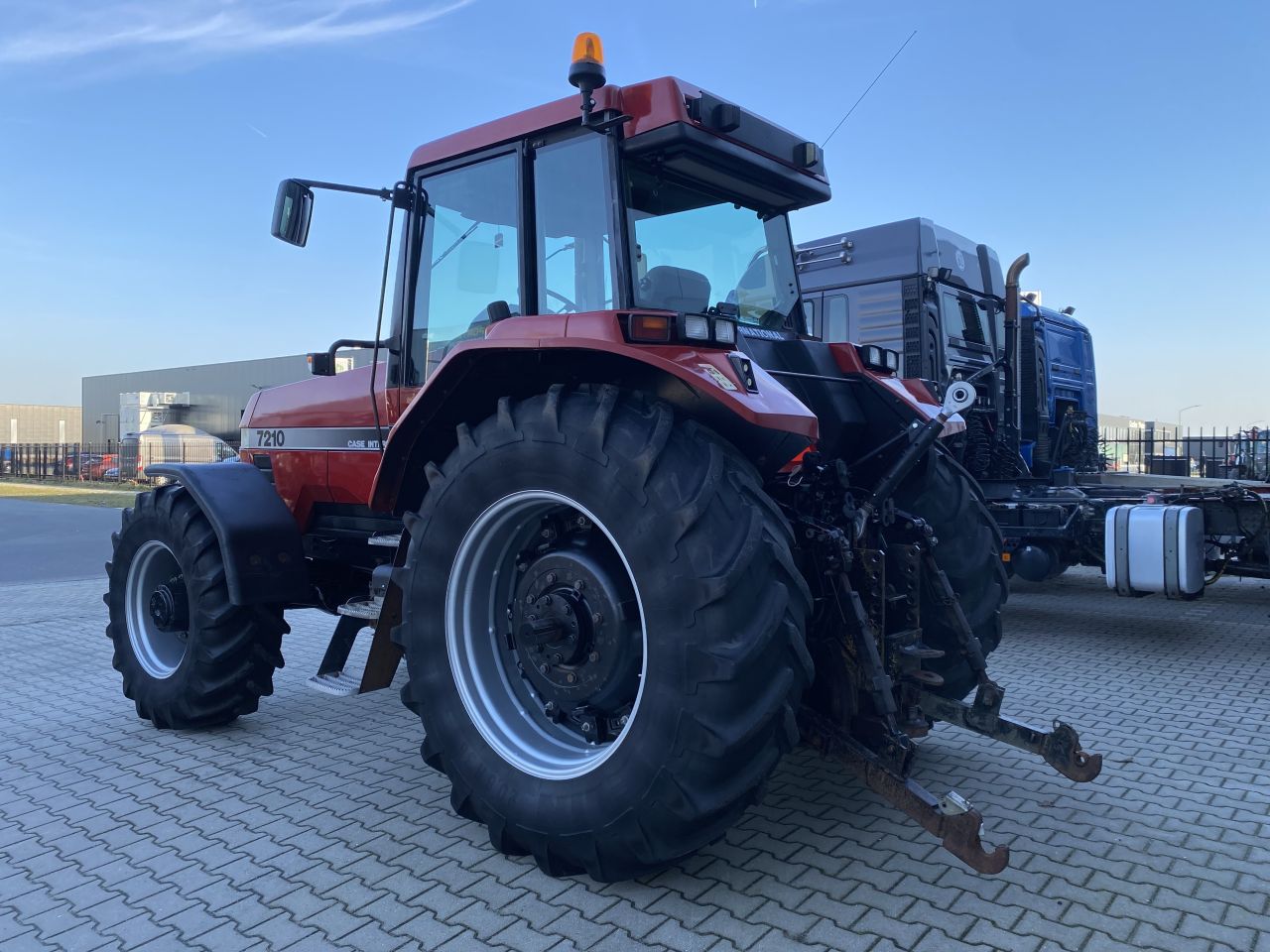 Case Magnum 7210 Powershift