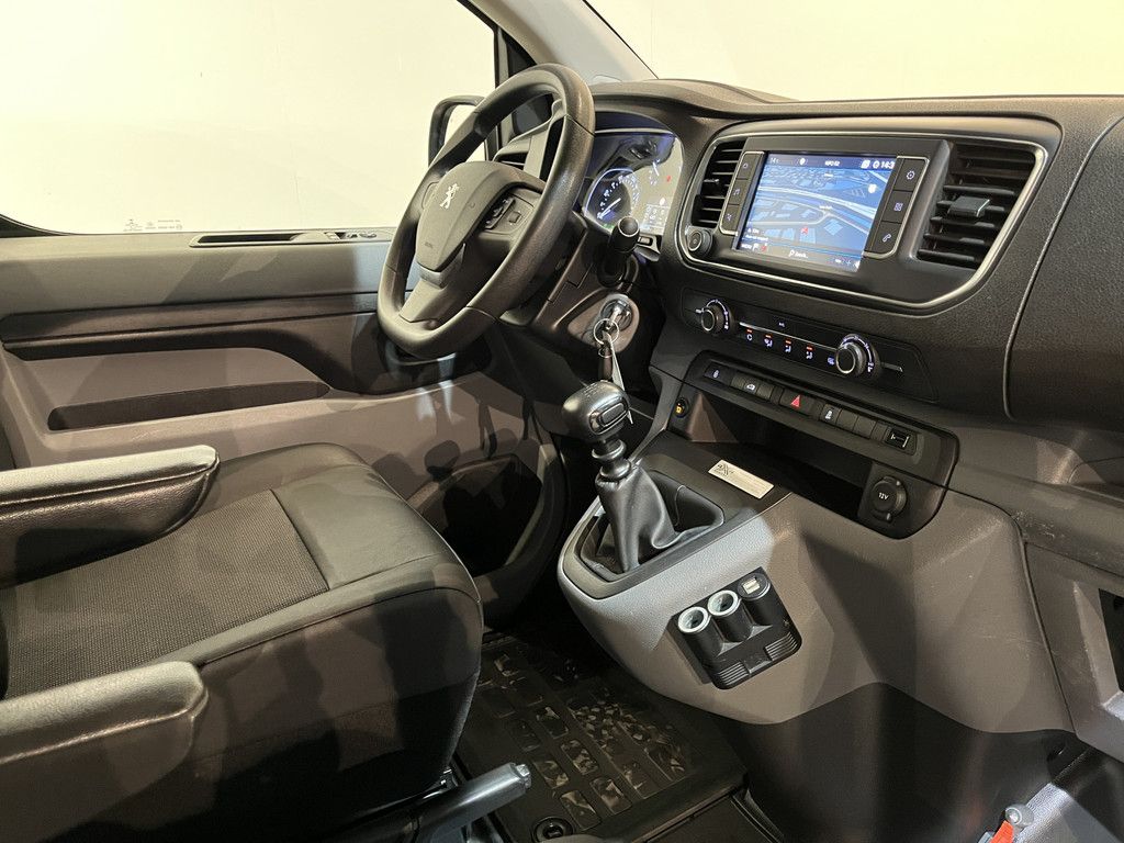 Peugeot Expert 2.0 BlueHDI 120 PK Premium Pack Dangel 4X4 Servicebus / Bott Inrichting /220V. / Euro 6 / Airco / Trekhaak / Camera / Cruise Control / CarPlay / 85.200 KM !!