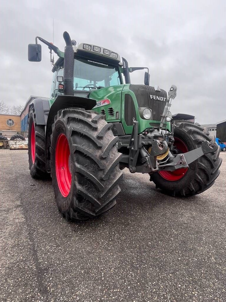 Fendt 820 Vario TMS