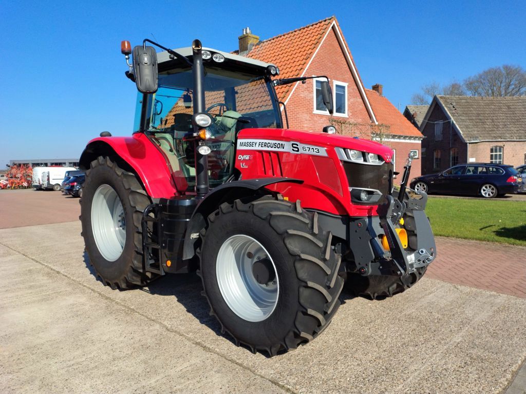 Massey Ferguson 6713-S DYNA-6 EFFICIENT