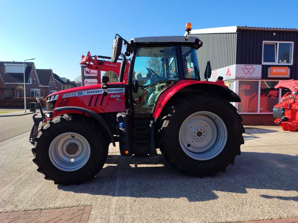 Massey Ferguson 6713-S DYNA-6 EFFICIENT