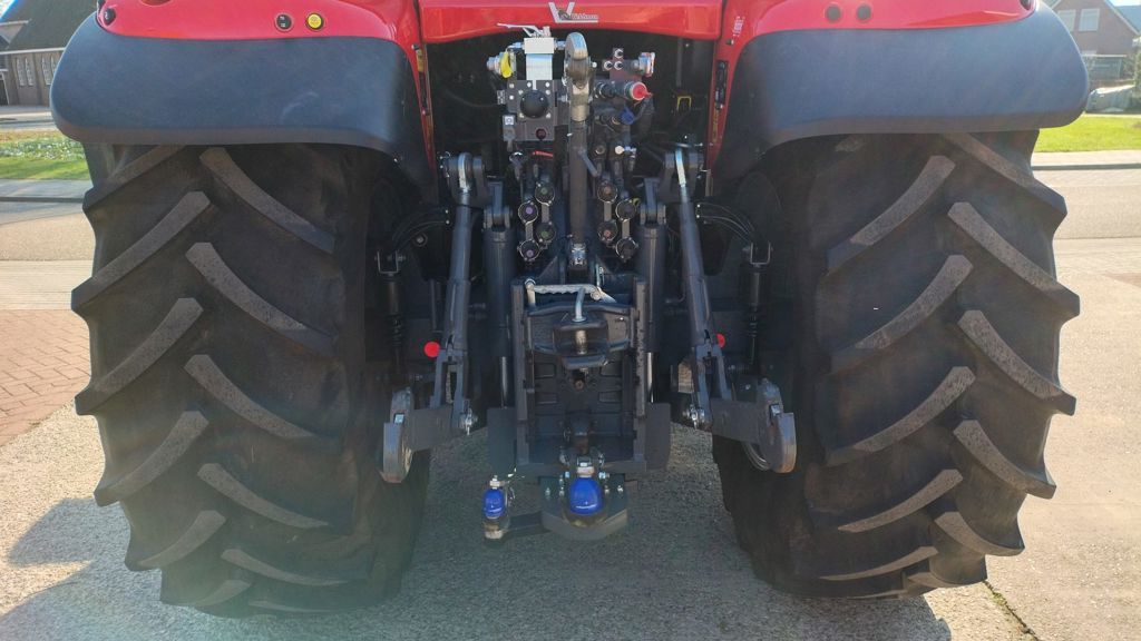 Massey Ferguson 6713-S DYNA-6 EFFICIENT