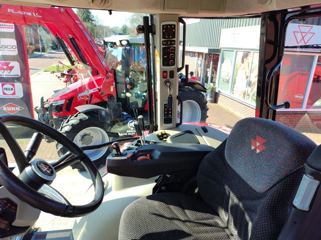 Massey Ferguson 6713-S DYNA-6 EFFICIENT