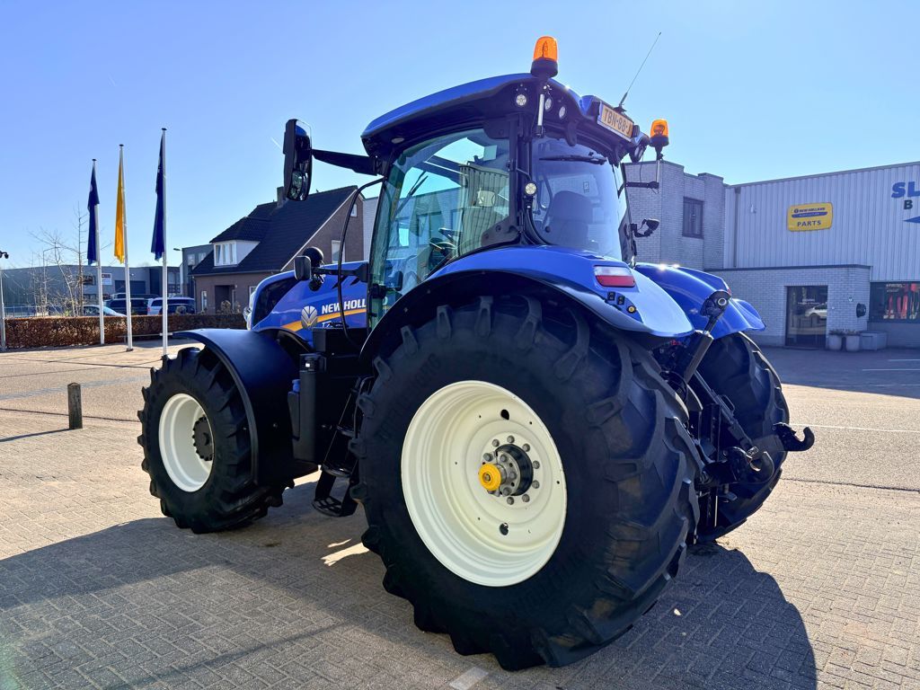New Holland T7.230 AC Stage V