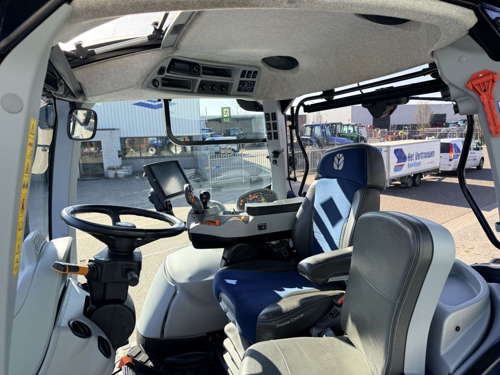 New Holland T7.230 AC Stage V