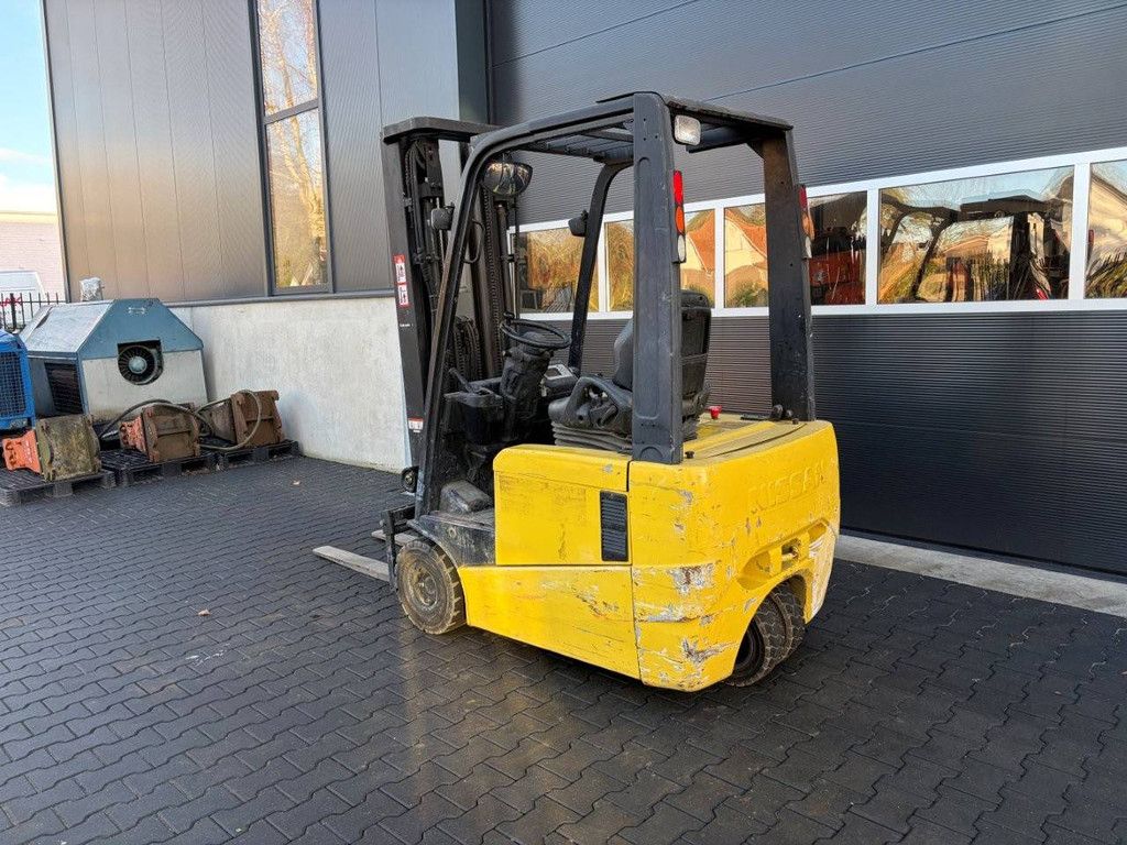 Nissan 1N1L180 Elektro-Gabelstapler, 1750 kg, 5,15 m, Baujahr 2008