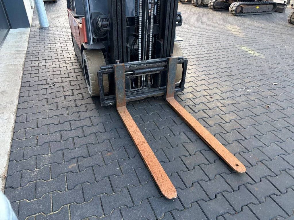 Forklift Toyota 7FBMF25 Electric 2500kg 4.7m 2005