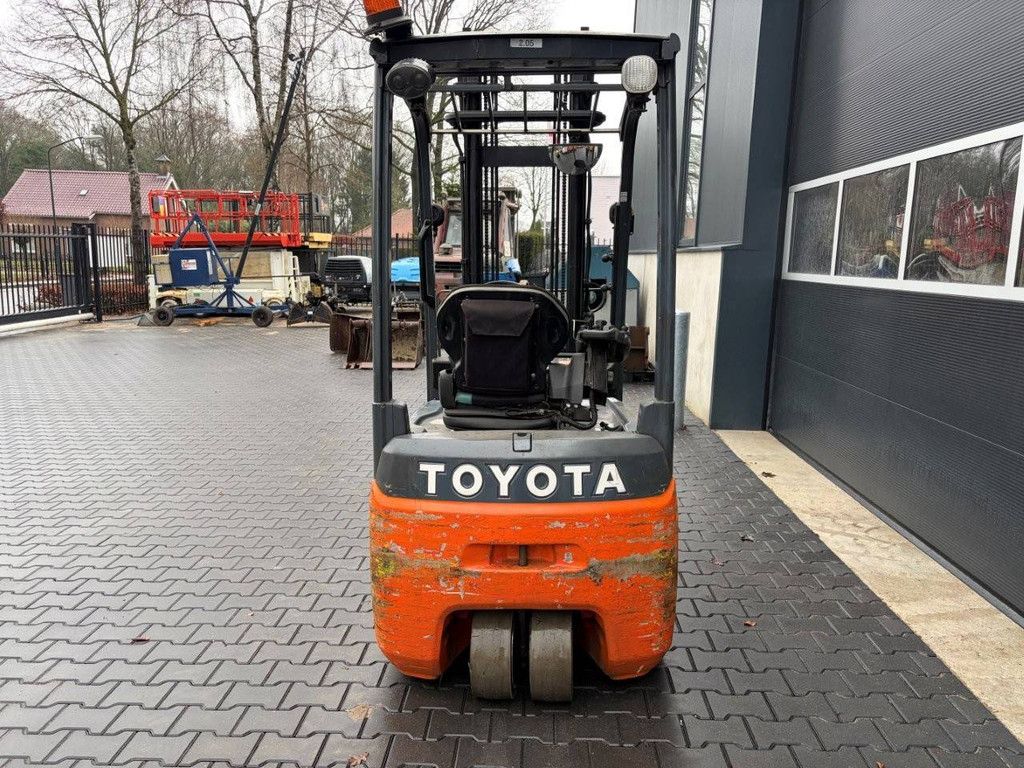 Toyota 8FBE20T Elektrogabelstapler, 1930 kg, 4,0 m, Baujahr 2016