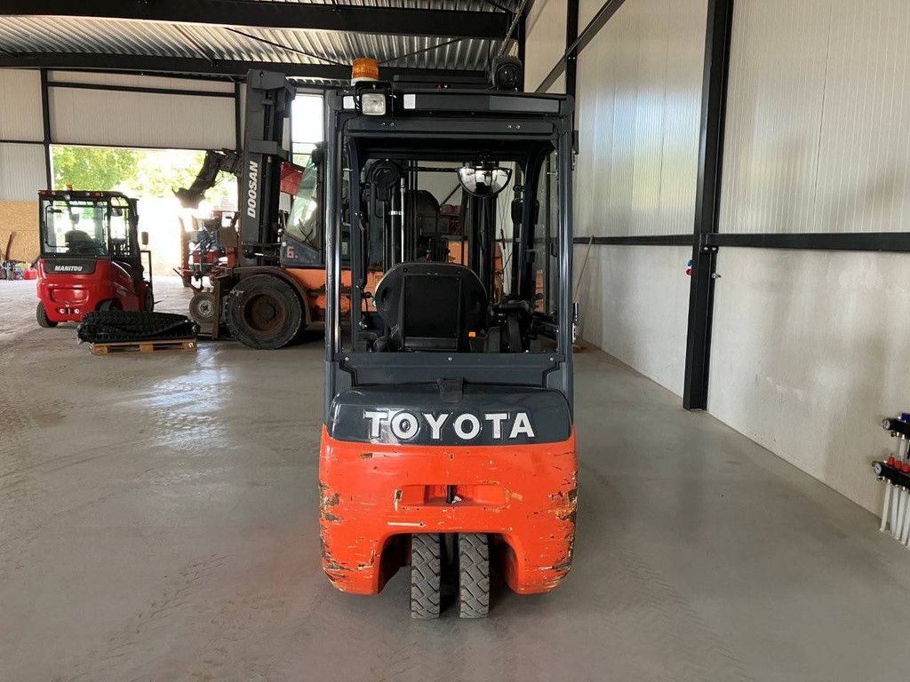 Heftruck Toyota 8FBEKT16 Elektrisch 1600kg 4.7m 2014