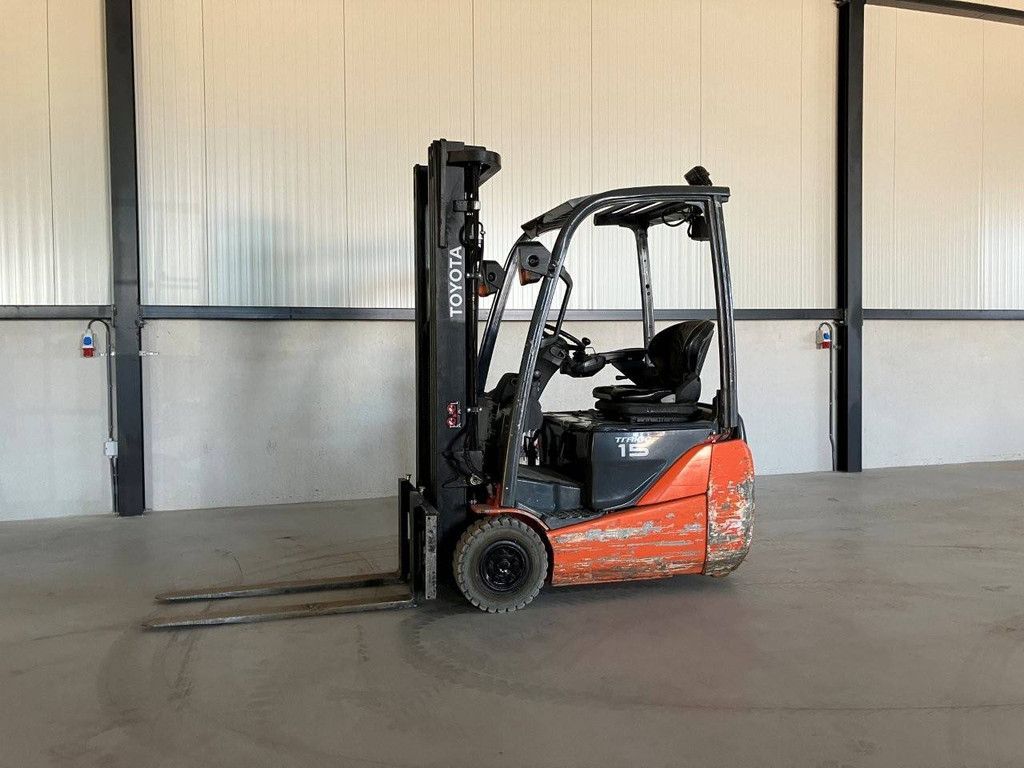 Gabelstapler Toyota 8FBET15 Elektro 1380 kg 5,0 m 2015