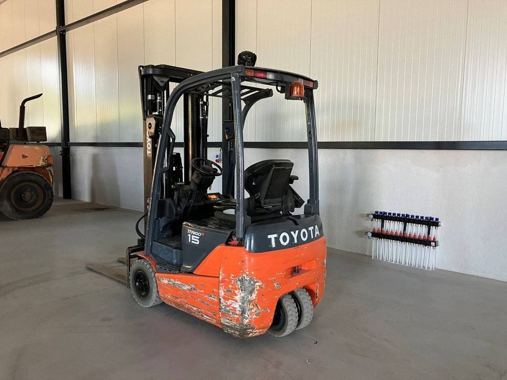 Gabelstapler Toyota 8FBET15 Elektro 1380 kg 5,0 m 2015