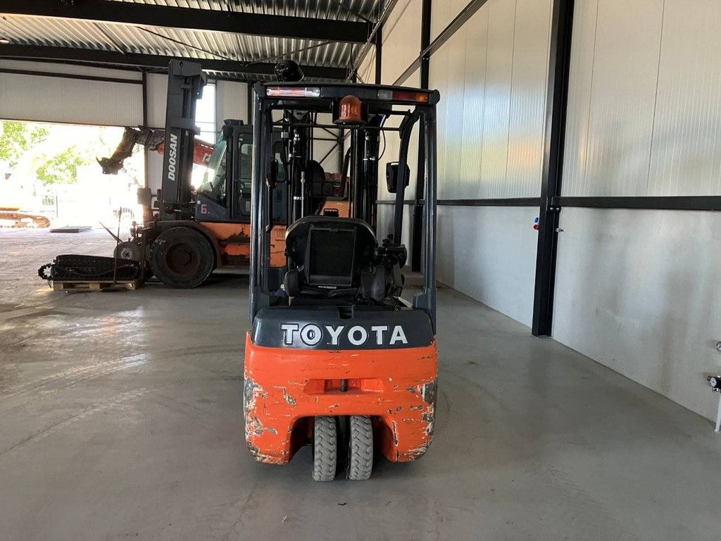 Gabelstapler Toyota 8FBET15 Elektro 1380 kg 5,0 m 2015