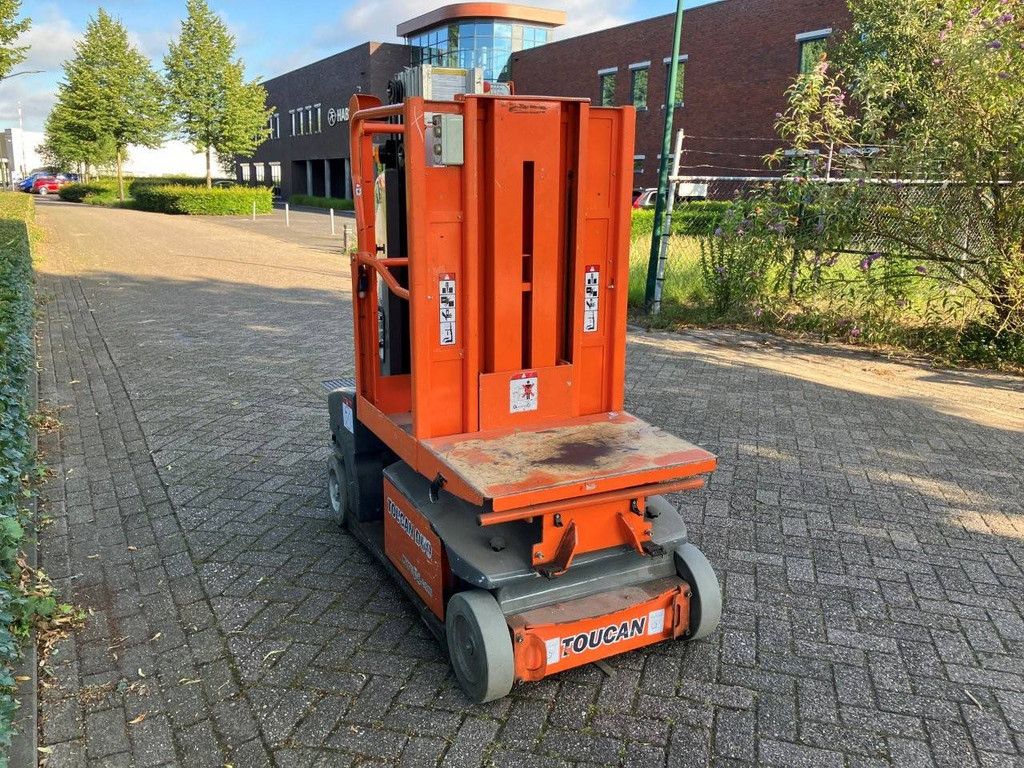 JLG Toucan Duo Electric Mast Lift 6.0m 2015