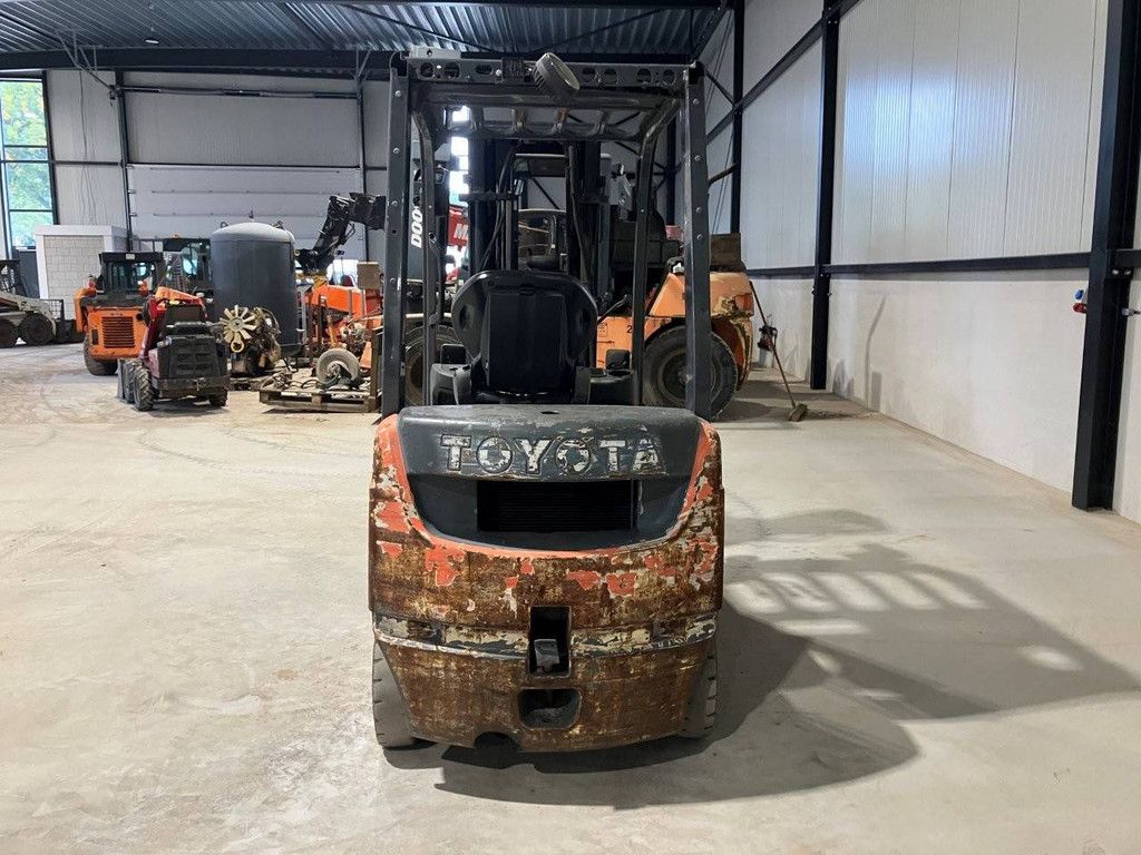 Forklift Toyota 02-8FDF18 Diesel 1750kg 4.3m 2010