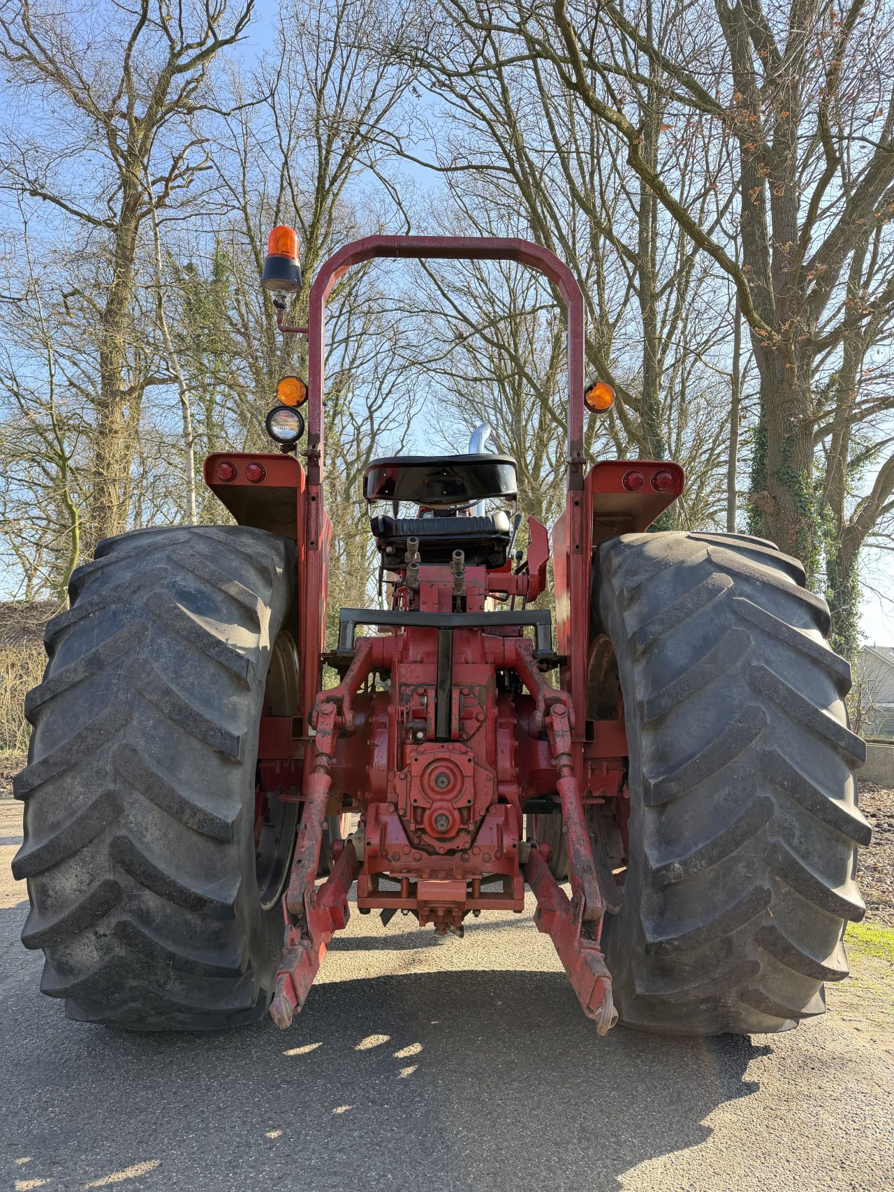 International IHC Farmall 966