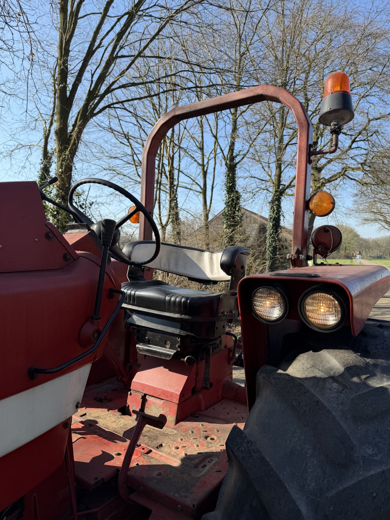 International IHC Farmall 966