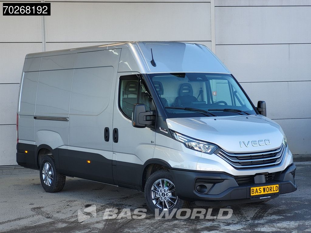 Iveco Daily 35S21 BPM VRIJ! 3.0L Automaat 210PK 3,5t Trekhaak ACC LED Camera Parkeersensoren Tacho Euro6 L2 12m3 Airco Trekhaak