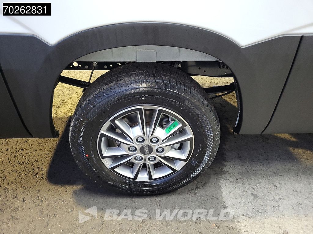 Iveco Daily 35S21 BPM VRIJ! 3.0L Automaat 210PK L2H2 2025-Model 3,5t Trekvermogen ACC LED CarPlay Camera Parkeersensoren Velgen Euro6 L3 12m3 Klima