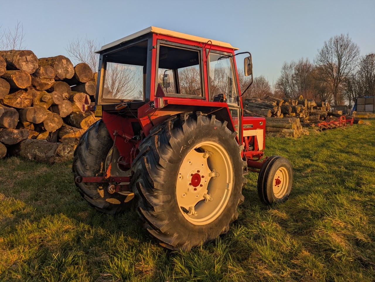 International IHC 353