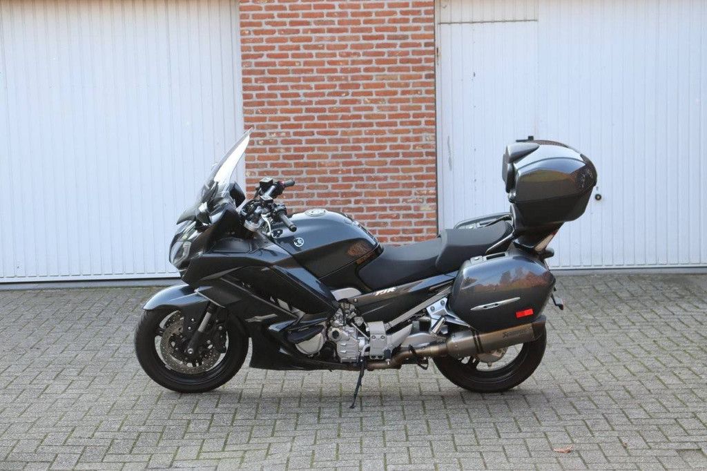 Motor Yamaha RP23 Benzin 107 PS 2015 (Marge)