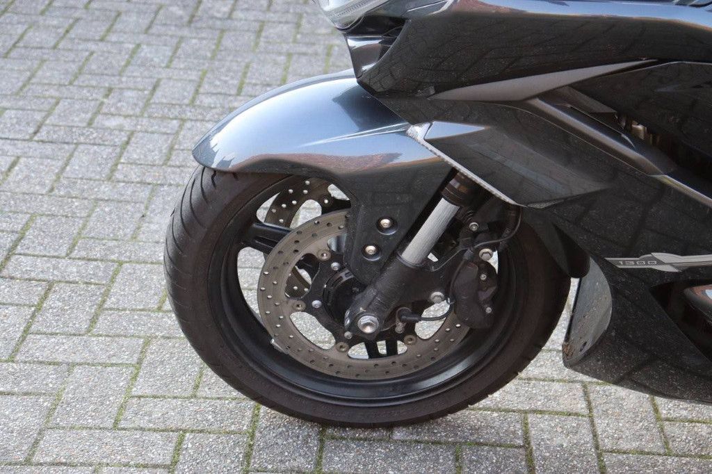 Motor Yamaha RP23 Benzin 107 PS 2015 (Marge)