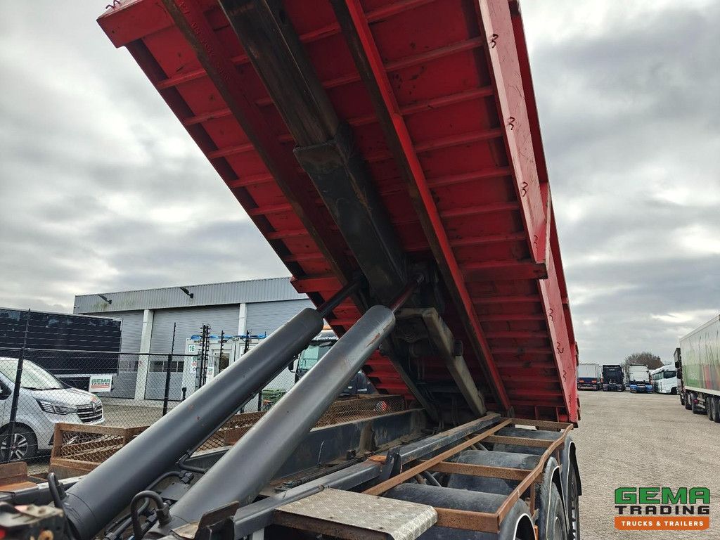 Volvo FM 440 8x4/4 Sleeper Cab Euro 5 - VDL Hooklift System + Palfinger PK18002-EH - Radio-Controlled - Engine Overhauled! - Incl. Container