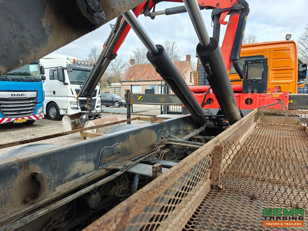 Volvo FM 440 8x4/4 Sleeper Cab Euro 5 - VDL Hooklift System + Palfinger PK18002-EH - Radio-Controlled - Engine Overhauled! - Incl. Container