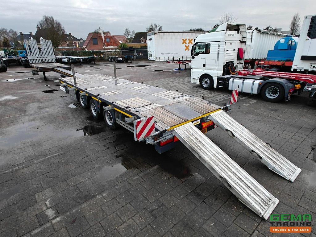 Kässbohrer LB3E 3-Axle BPW - MEGA - Extendable 7.2M - Lift + Steering Axle - Winch 9T - Twistlocks - Stanchions - Driving Plates - 11/2026 MOT