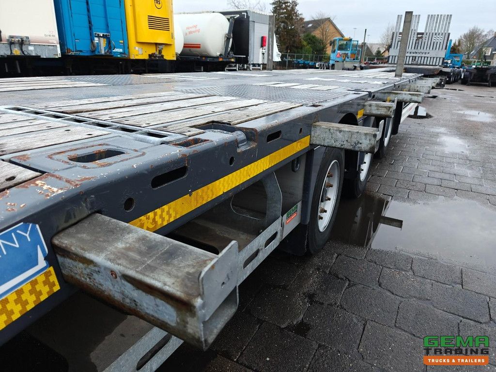 Kässbohrer LB3E 3-Axle BPW - MEGA - Extendable 7.2M - Lift + Steering Axle - Winch 9T - Twistlocks - Stanchions - Driving Plates - 11/2026 MOT