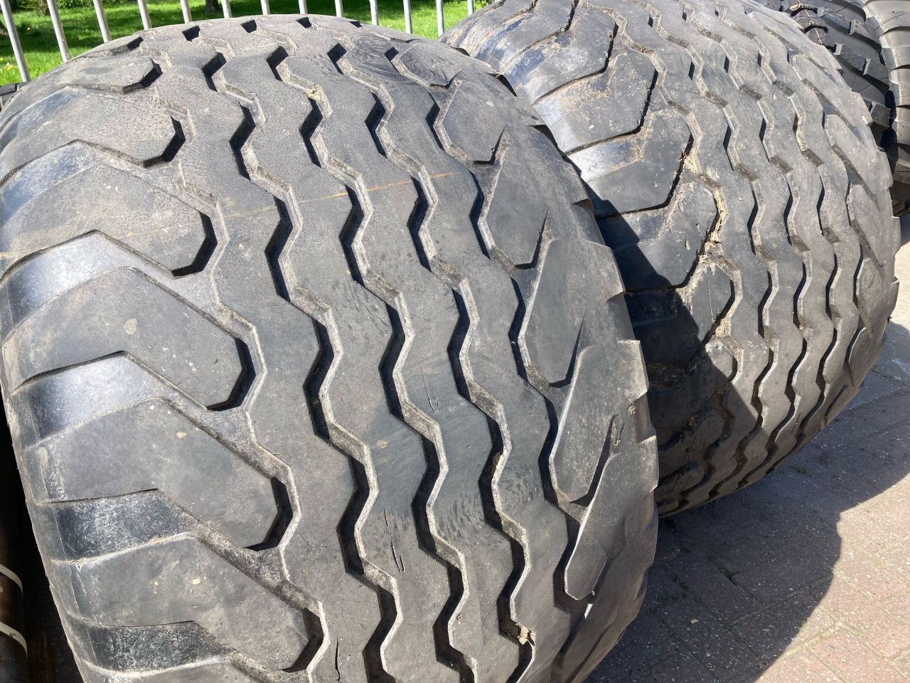 4x Vredestein banden 700/45x22.5