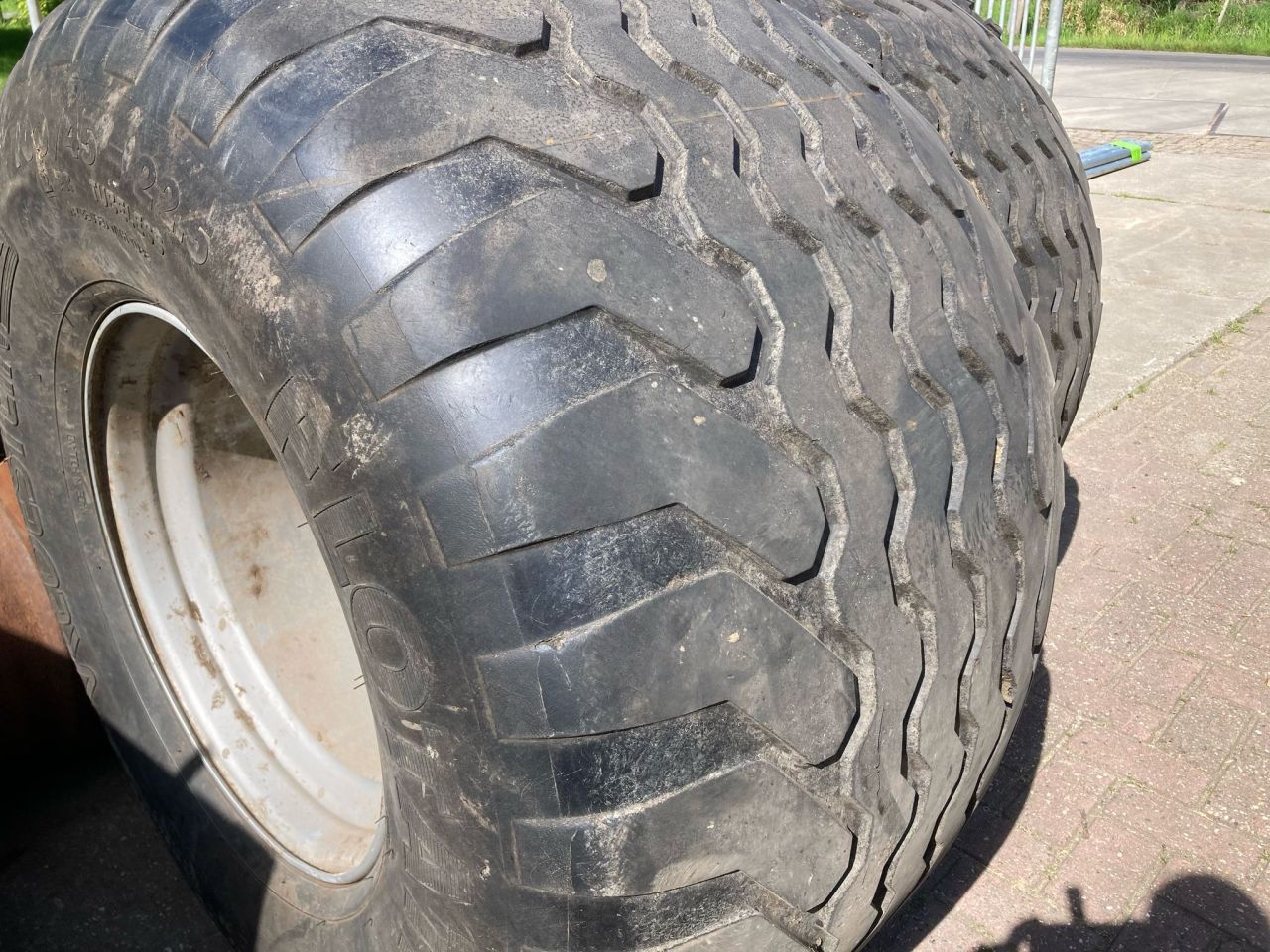 4x Vredestein banden 700/45x22.5