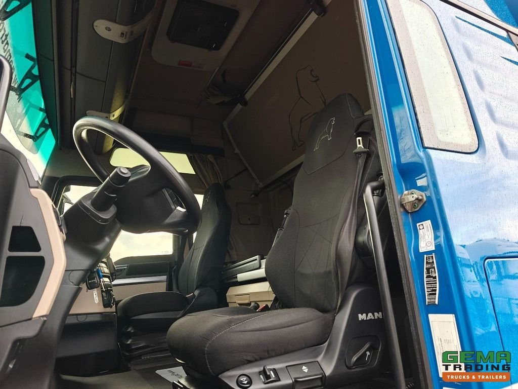 MAN TGX 26.500 6x2/4 XXL Euro6 - Retarder - SchuifzeilenCombi + VanHool 2-Assige Aanhangwagen - SmartTacho - StandAirco 12/2026 APK