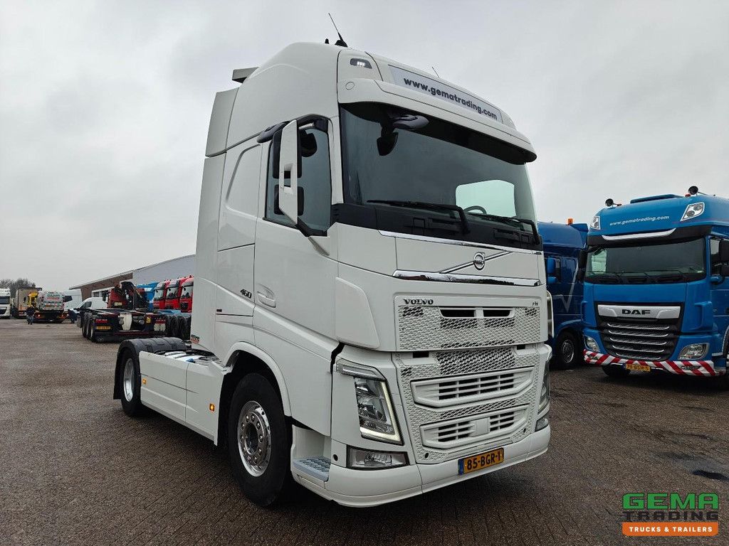 Volvo FH460 4x2 Globetrotter XL Euro6B - Standairco - Dubbele Tanks - SmartTacho V2 - Alcoa