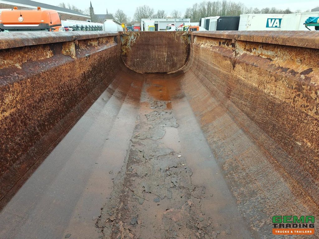 Schwarzmuller K-Serie 3-Axle BPW - Insulated Tipper 30m³ - Aluminum/Steel - Lift Axle - Disc Brakes