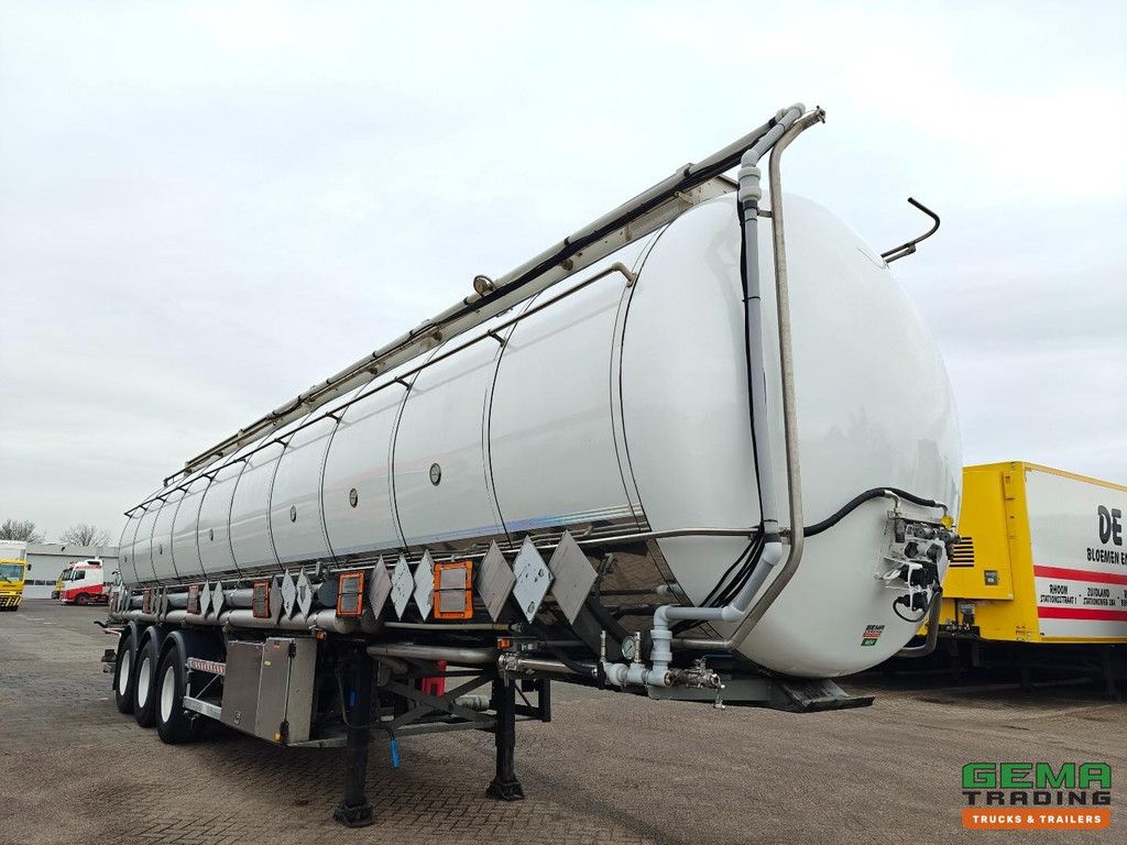 Gofa TSA56 6Z 3-Axle SAF - Lift/Steer Axle - ADR - Tank 56350L - 6 Compartments - Alcoa - 06/2026 MOT