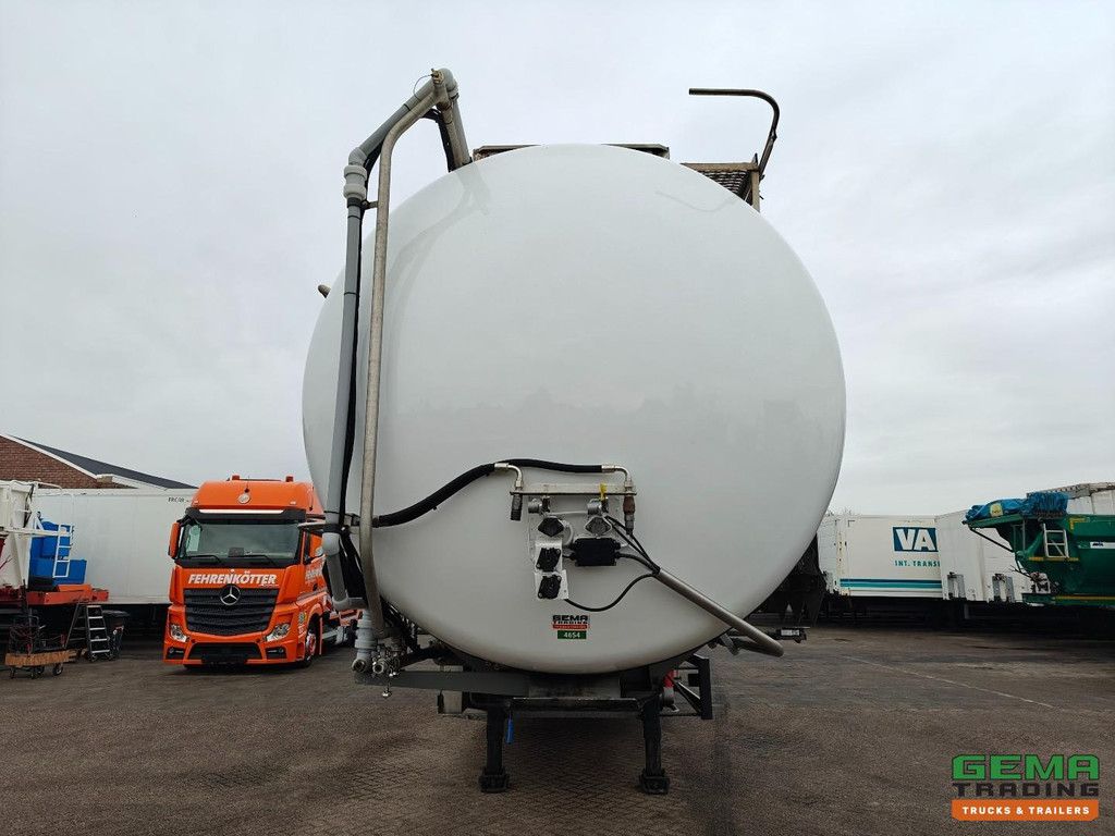 Gofa TSA56 6Z 3-Axle SAF - Lift/Steer Axle - ADR - Tank 56350L - 6 Compartments - Alcoa - 06/2026 MOT