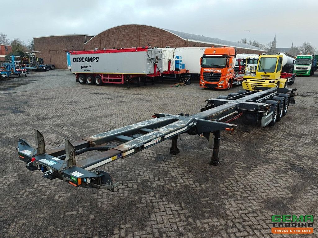 D-Tec FT-LS-S 3-axle SAF - MULTI - Disc brakes - Lift axle - 3x extendable - 04/2026 MOT