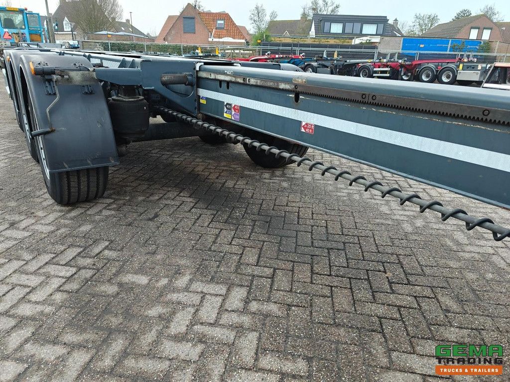 D-Tec FT-LS-S 3-axle SAF - MULTI - Disc brakes - Lift axle - 3x extendable - 04/2026 MOT