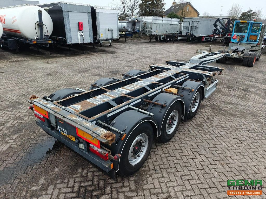 D-Tec FT-LS-S 3-axle SAF - Multi - Disc brakes - Lift axle - 3x extendable - All connections
