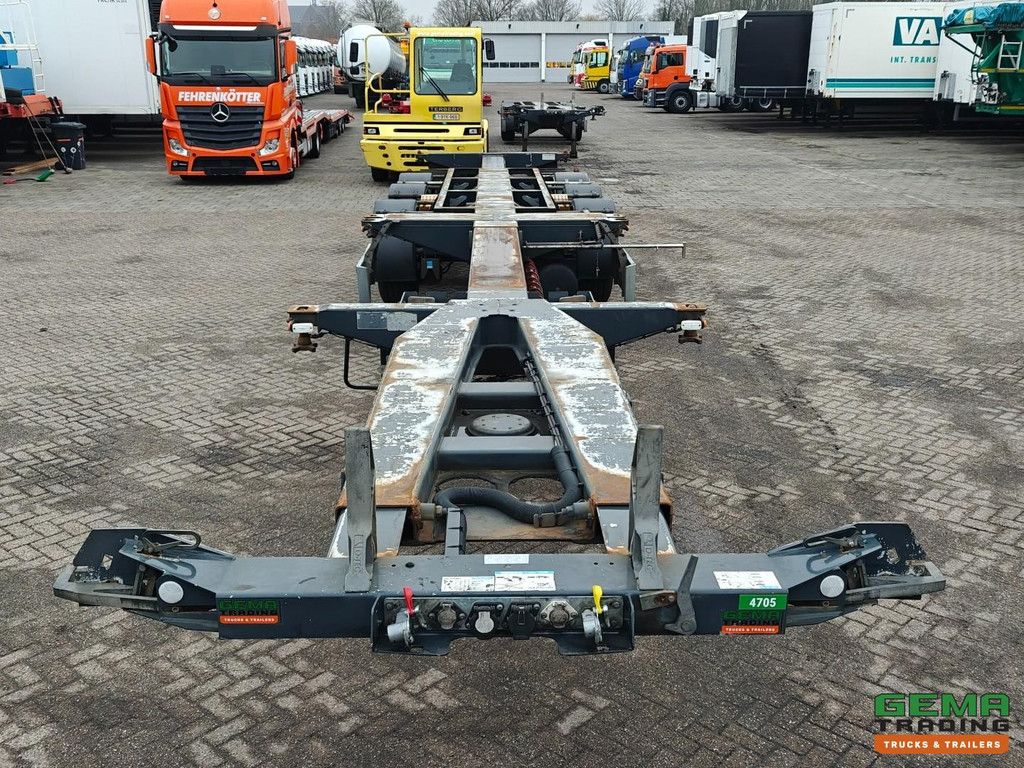 D-Tec FT-LS-S 3-axle SAF - Multi - Disc brakes - Lift axle - 3x extendable - All connections