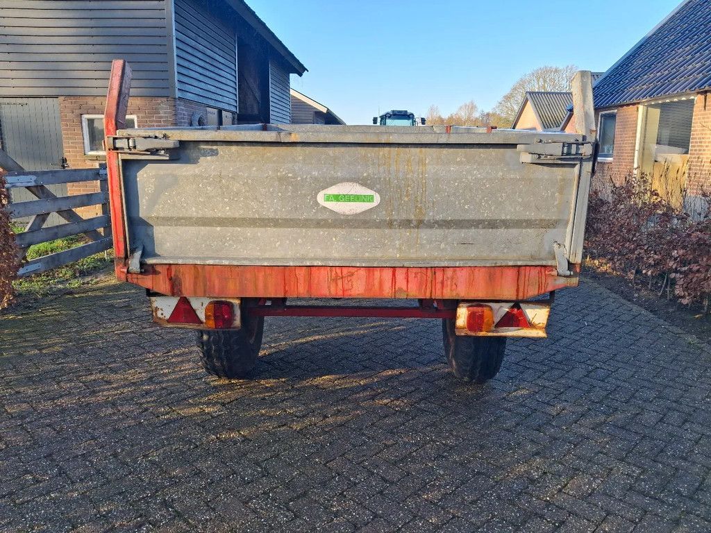 Agromet 3 zijdige Kipper/bakkenwagen